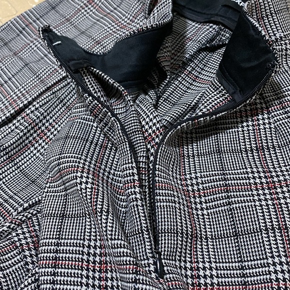 Express Cropped Culottes Pants - Picture 5 of 6